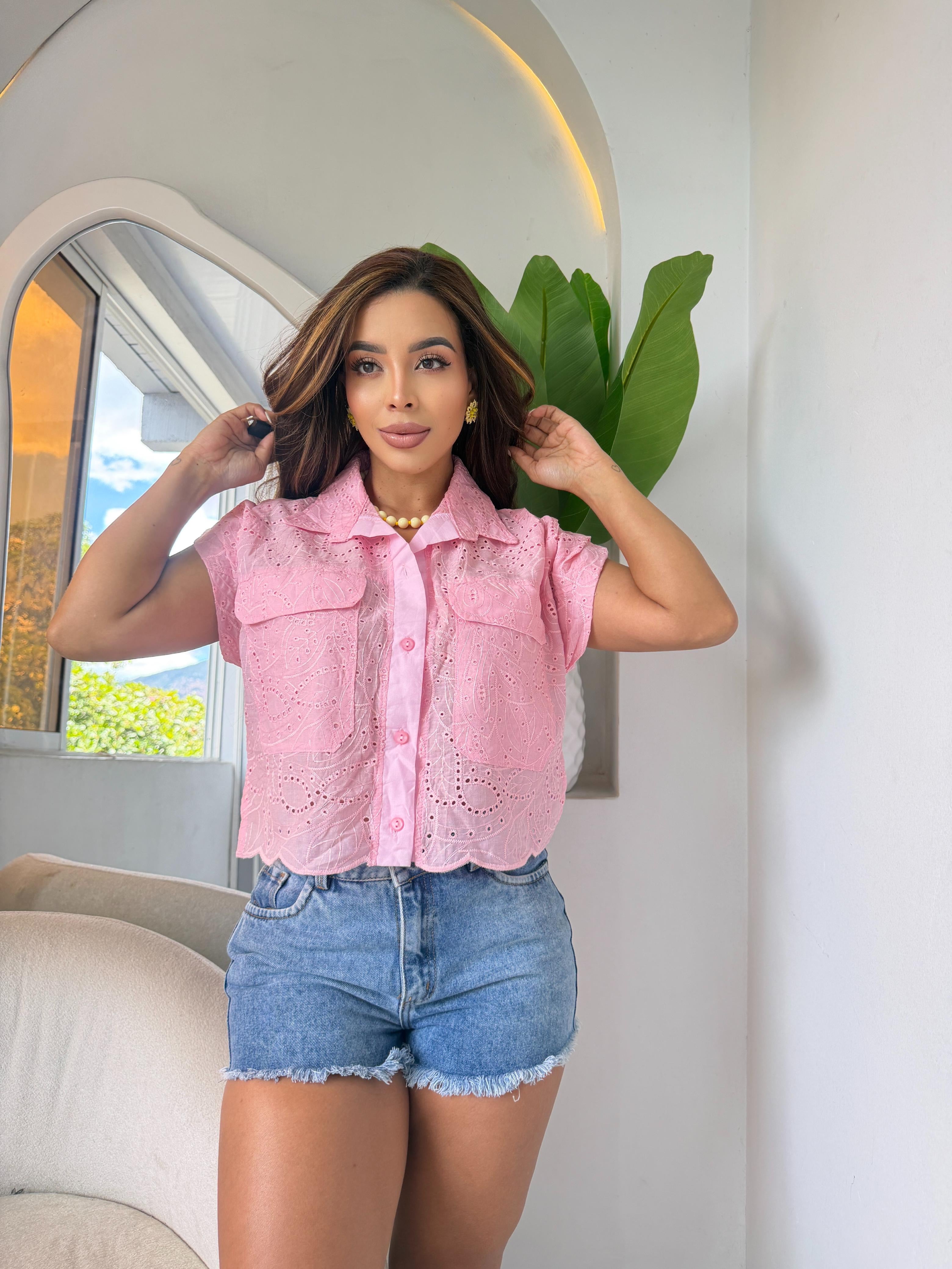 Blusa Corta en Hojalillo
